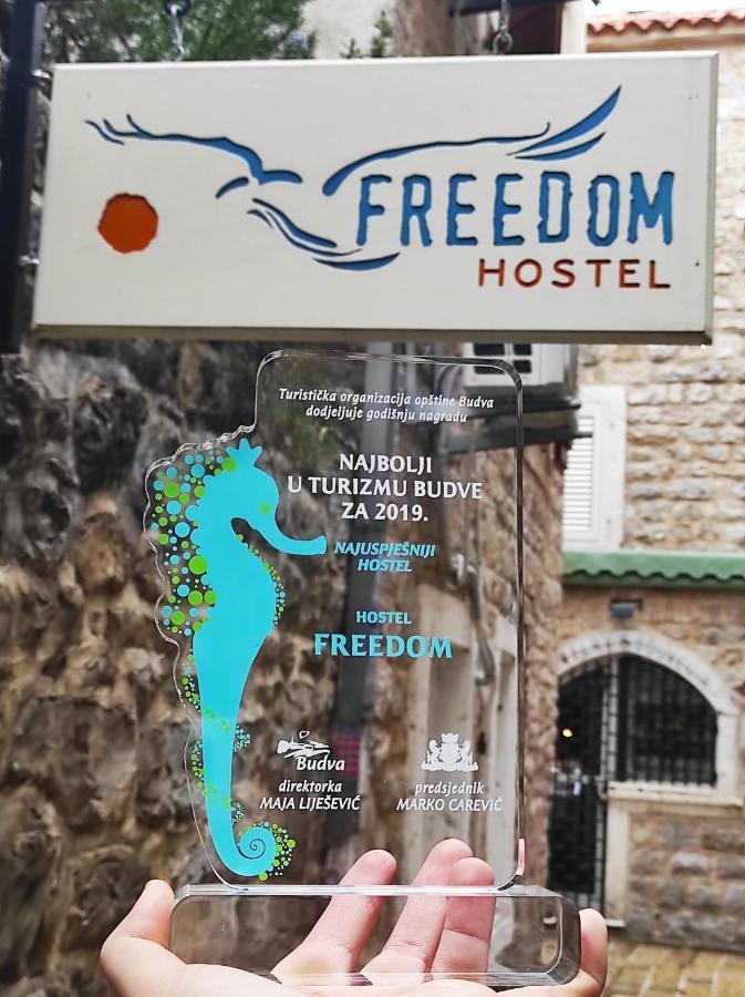 Freedom Hostel ブドヴァ エクステリア 写真