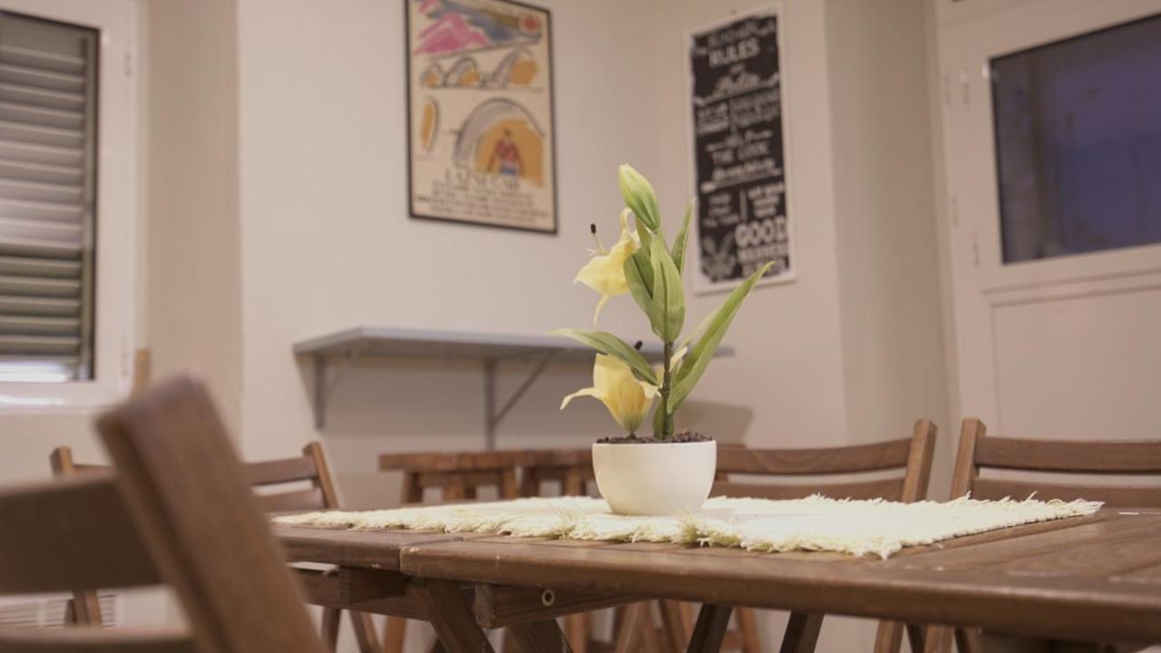 Freedom Hostel ブドヴァ エクステリア 写真
