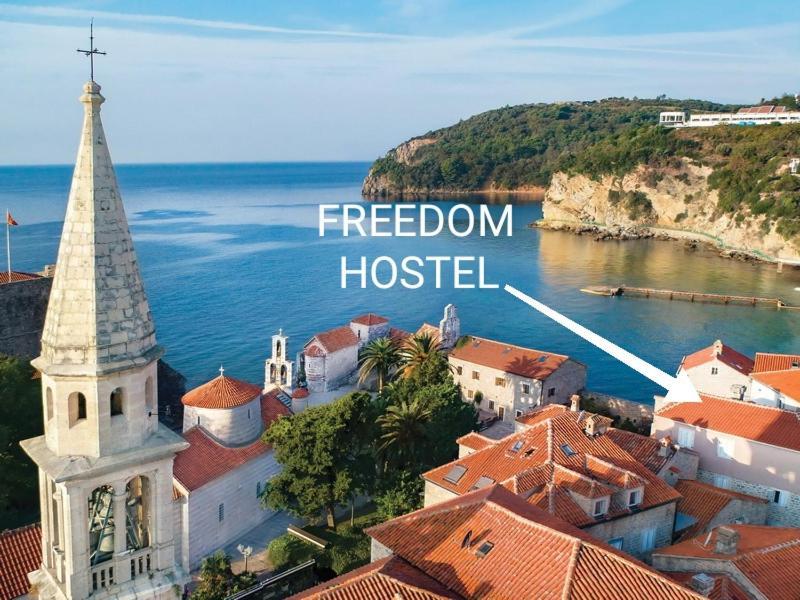 Freedom Hostel ブドヴァ エクステリア 写真