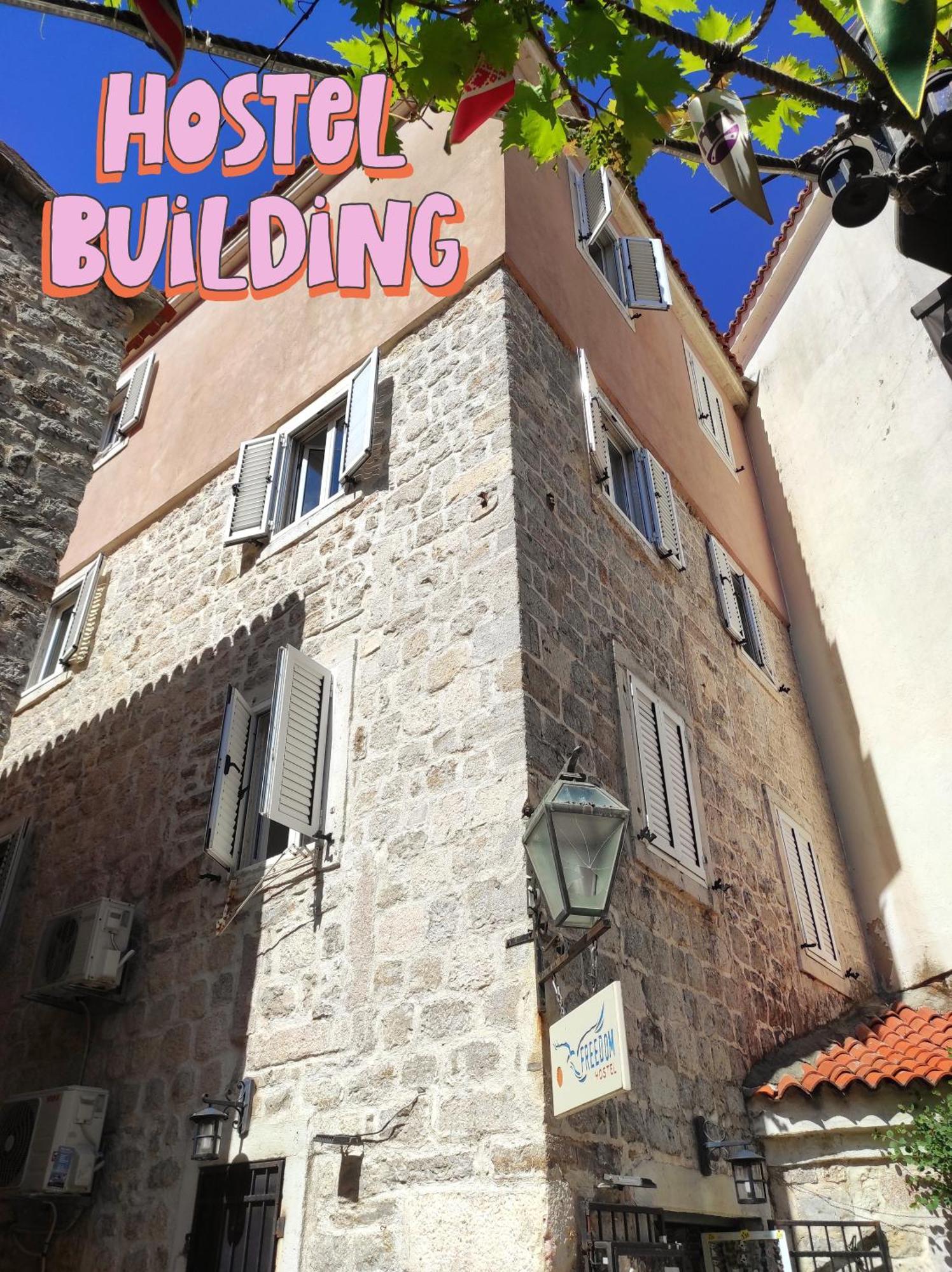 Freedom Hostel ブドヴァ エクステリア 写真